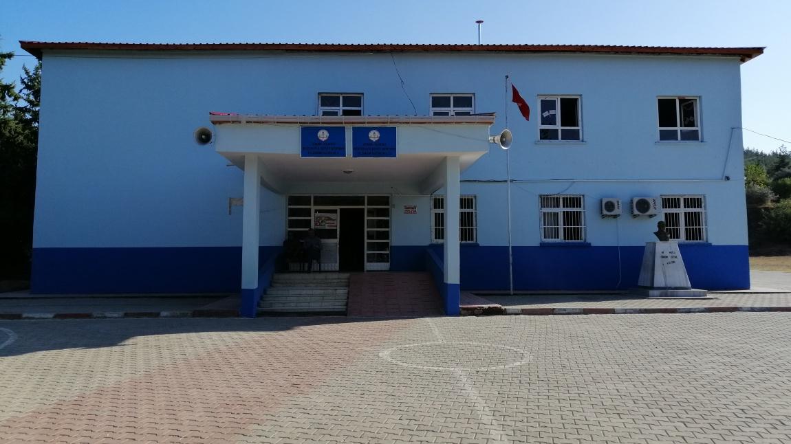 Boztahta Şehit Serdar Yıldırım Ortaokulu Fotoğrafı